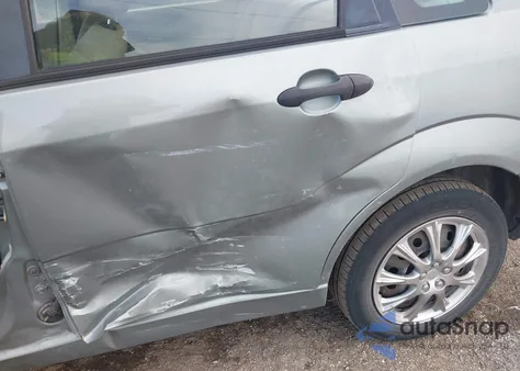 2005 Ford Focus Zx4 from USA, damaged, VIN 1FAFP34N55W231709